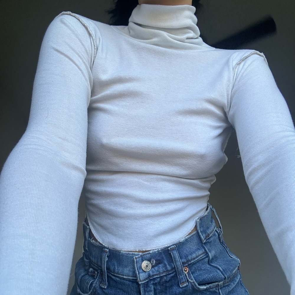 urban outfitters turtle neck
